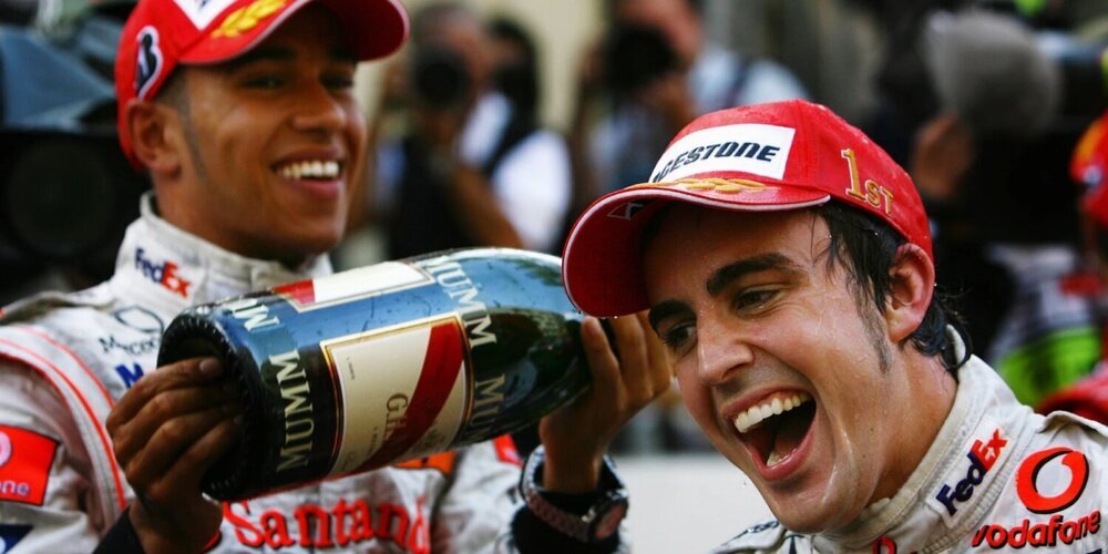 Alonso manifiesta su deseo de retirarse de la F1 en el mismo equipo que Hamilton