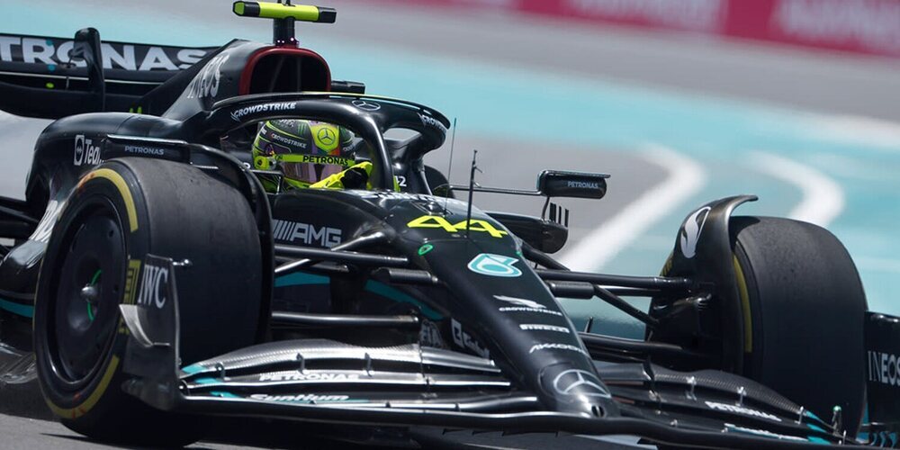 Lewis Hamilton: "El agarre es bastante bajo en esta nueva superficie"