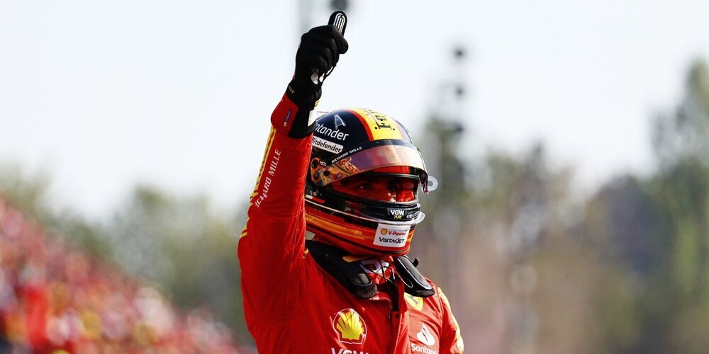 Mr. Sainz aniquila a Verstappen y Leclerc en Monza con una Pole que le sabe a gloria a los Tifosi