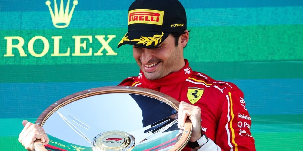 Sainz gana en Australia y agita el mercado de pilotos: "La victoria seguro que ayuda"