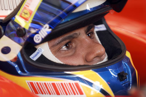 Massa necesita la victoria en Bahrein, si no quiere ver peligrar su renovación con Ferrari