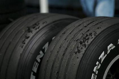 Bridgestone firma con la FIA hasta el 2010