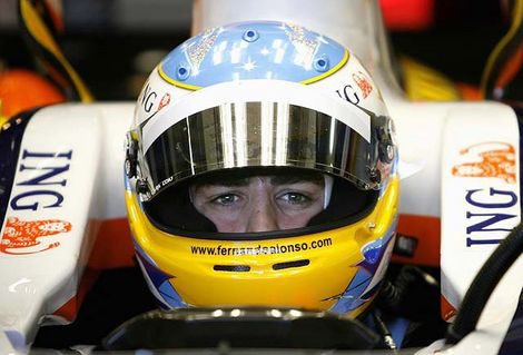 Alonso vuelve a subirse a un Renault