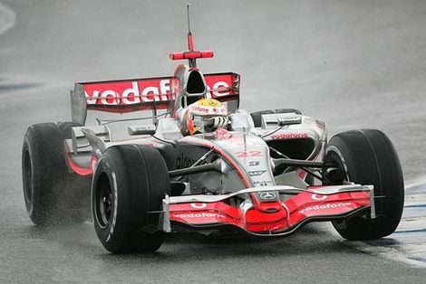 Hamilton y McLaren-Mercedes decididos a ganar el mundial 2008