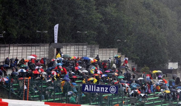 Temor a las fuertes lluvias del sábado en Suzuka