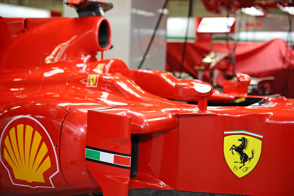 Ferrari, de luto por la muerte de soldados italianos