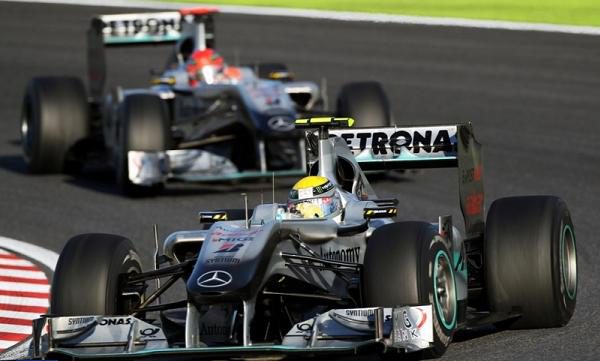 Mercedes GP quiere analizar el porqué del accidente de Nico