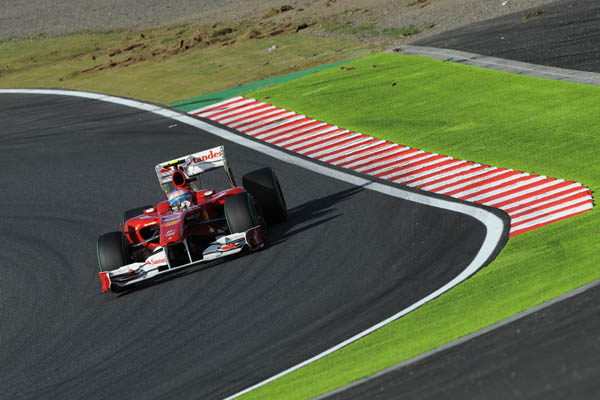 Alonso rueda sobre la pista virtual de Corea