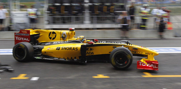 Red Bull y McLaren imitan el 'F-duct' de Renault