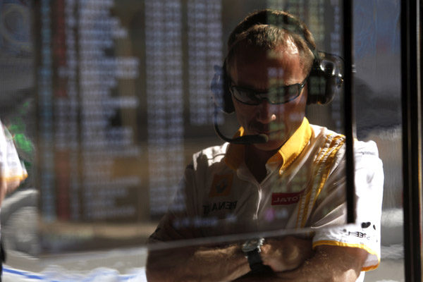 El futuro de Bob Bell podría estar en McLaren o Force India