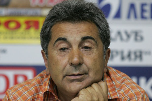 Bulgaria espera encontrar un hueco para debutar en 2012