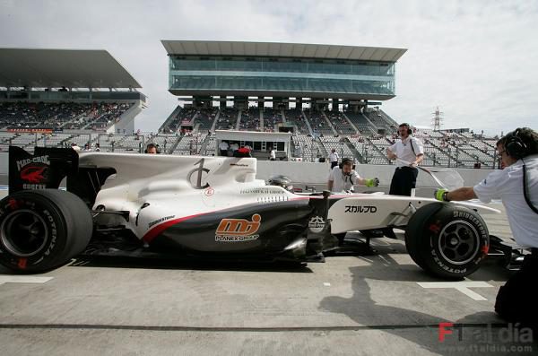 Heidfeld busca asiento para 2011