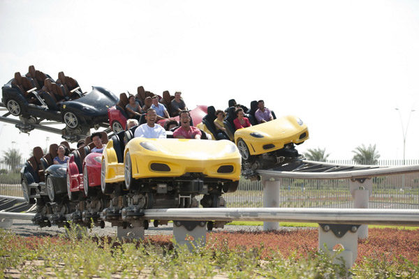 Así es 'Ferrari World', el paraíso de los tifosi