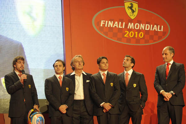 Alonso: "Estoy orgulloso de Ferrari"