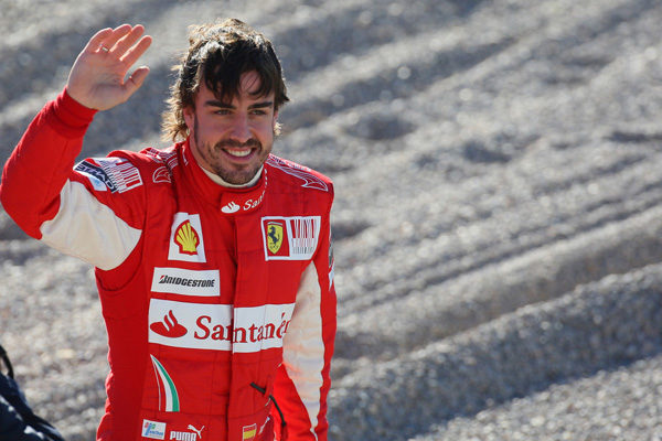Alonso: "Tengo 29 años y estoy en Ferrari, no pinta mal la cosa"