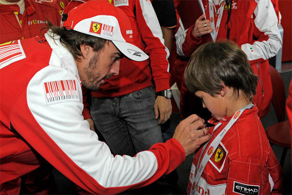 Alonso: "Hubiera preferido recibir ese galardón como Campeón del Mundo"