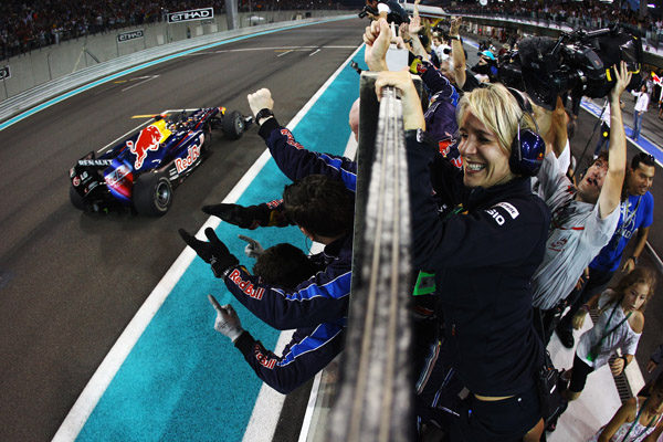 Vettel, Kobayashi, Barrichello, Red Bull y McLaren premiados en la gala de 'Autosport'