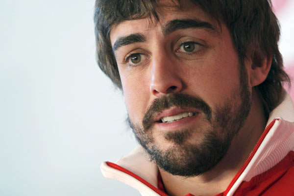 Alonso, protagonista de la gala solidaria del Banco Santander