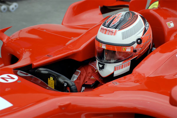 Räikkönen podría retirarse tras la muerte de su padre