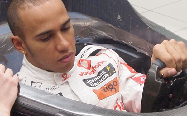 Lewis Hamilton cumple 26 años