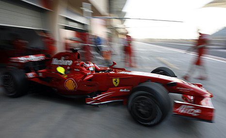Ferrari y Toyota concluyen los entrenamientos de Bahrein