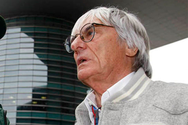 Ecclestone niega las acusaciones de soborno a un banquero alemán