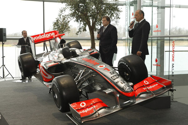 Temporada 2010: El equipo Vodafone McLaren Mercedes