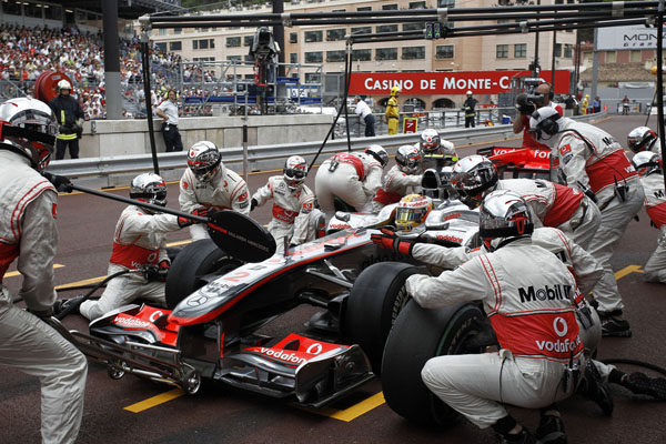 Temporada 2010: El equipo Vodafone McLaren Mercedes