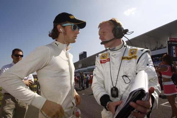 Grosjean, segundo piloto reserva de Lotus Renault