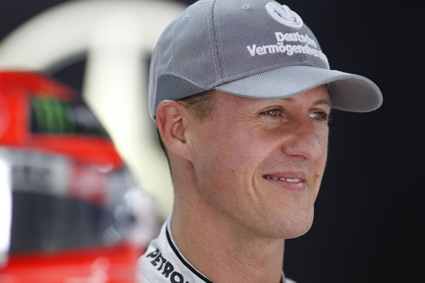 Schumacher resta importancia a su problema con el simulador