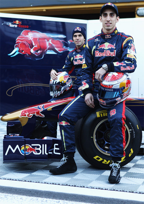 Toro Rosso presenta su nuevo monoplaza de 2011, el STR6