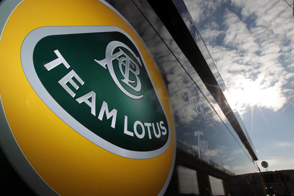 Jornada productiva para Team Lotus en Cheste