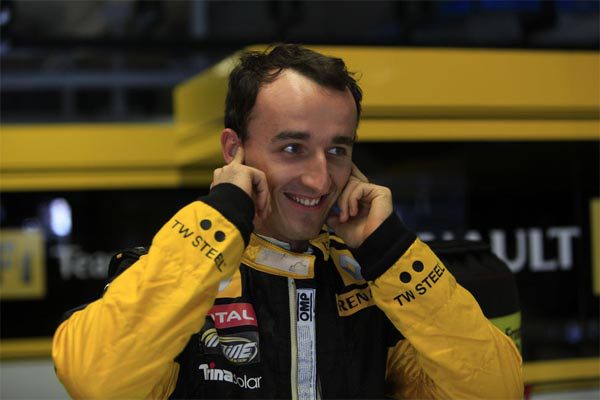 Kubica ya es capaz de mover sus dedos