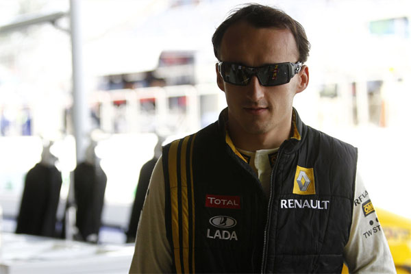 Kubica sale de la UCI y volverá a ser operado este viernes