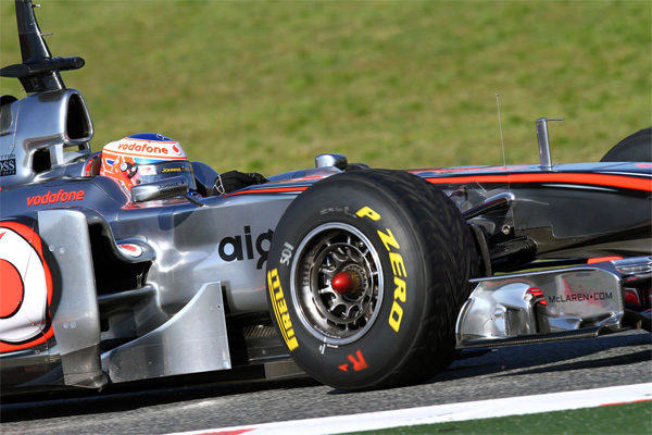 Button admite que McLaren necesita completar más kilómetros