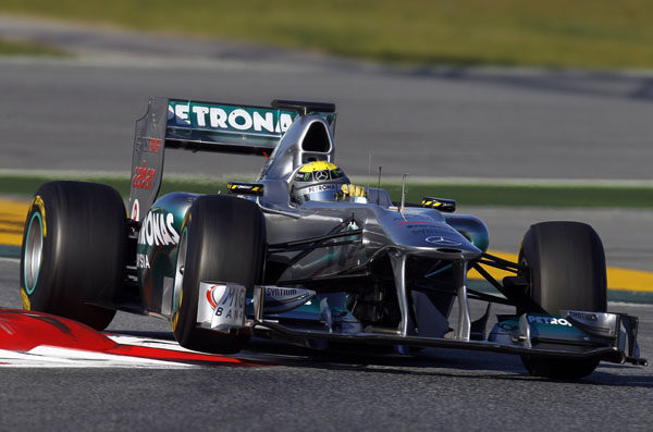 Rosberg marca el mejor tiempo de los test de Barcelona