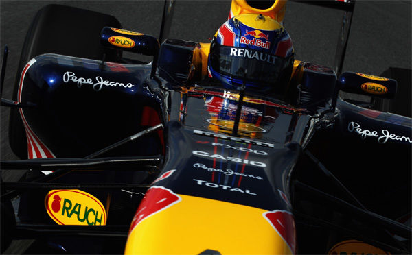 Webber lidera la última mañana en el Circuit de Catalunya