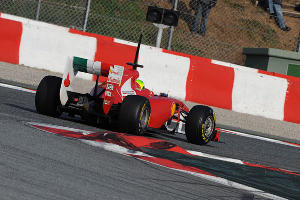 Massa concluye los test de Montmeló con el mejor tiempo de la semana