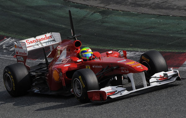 El Ferrari de 2011 vuelve a cambiar de nombre: 'Ferrari 150º Italia'