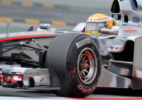 Hamilton: "El nuevo coche es un segundo más lento"
