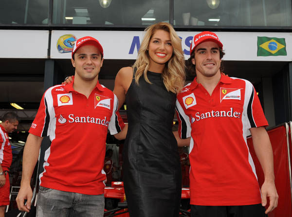 Alonso: "Fue aquí donde hace 10 años tomé parte en la F1"