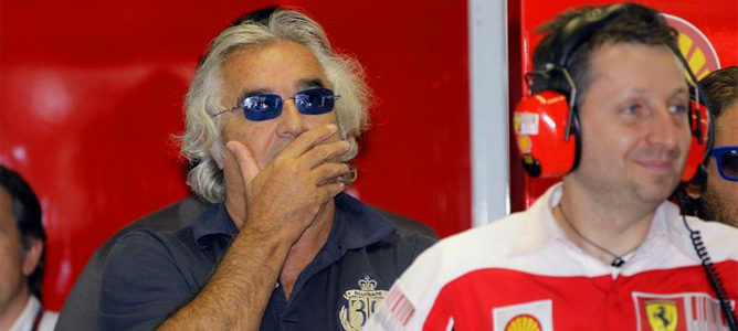 Briatore: "Ferrari debe centrarse ya en el coche de 2012"