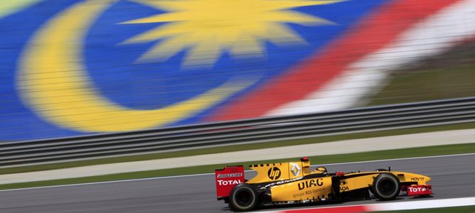 El dúo de Lotus Renault GP vestirá de dorado en Malasia