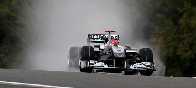 Schumacher considera oportuno cambiar la hora del Gran Premio
