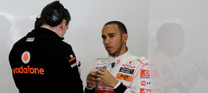 Whitmarsh: "Ni Hamilton ni Button están cómodos con el balance del coche"