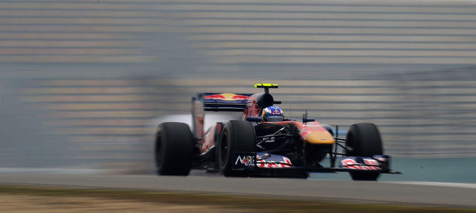 Ricciardo y Hülkenberg rodarán el viernes, Teixeira no