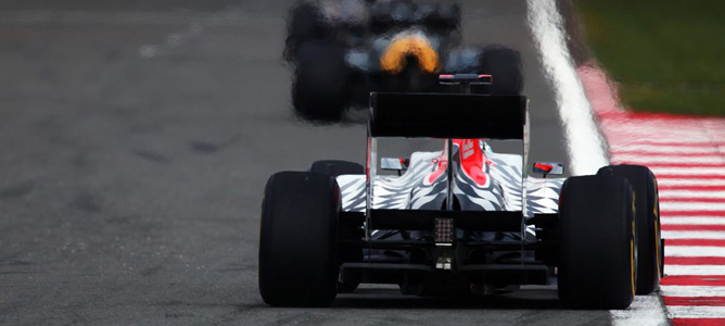 Button encabeza la segunda sesión de libres en el seco asfalto de Istanbul Park