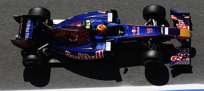 Alguersuari: "El coche ha ido bien así que espero un buen resultado mañana"