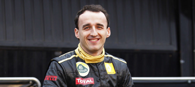 Robert Kubica no llegará a tiempo para correr esta temporada