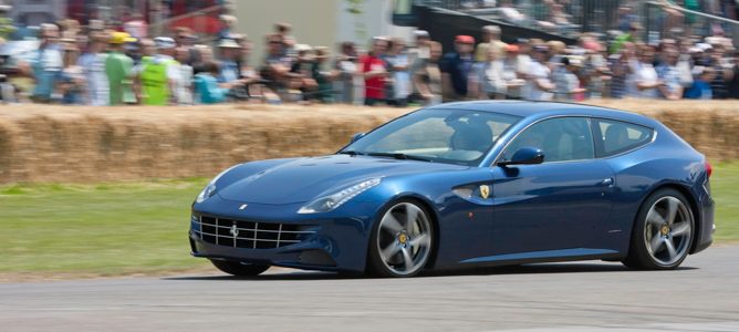 Los bólidos de Ferrari protagonizan el Festival de la Velocidad de Goodwood 2011